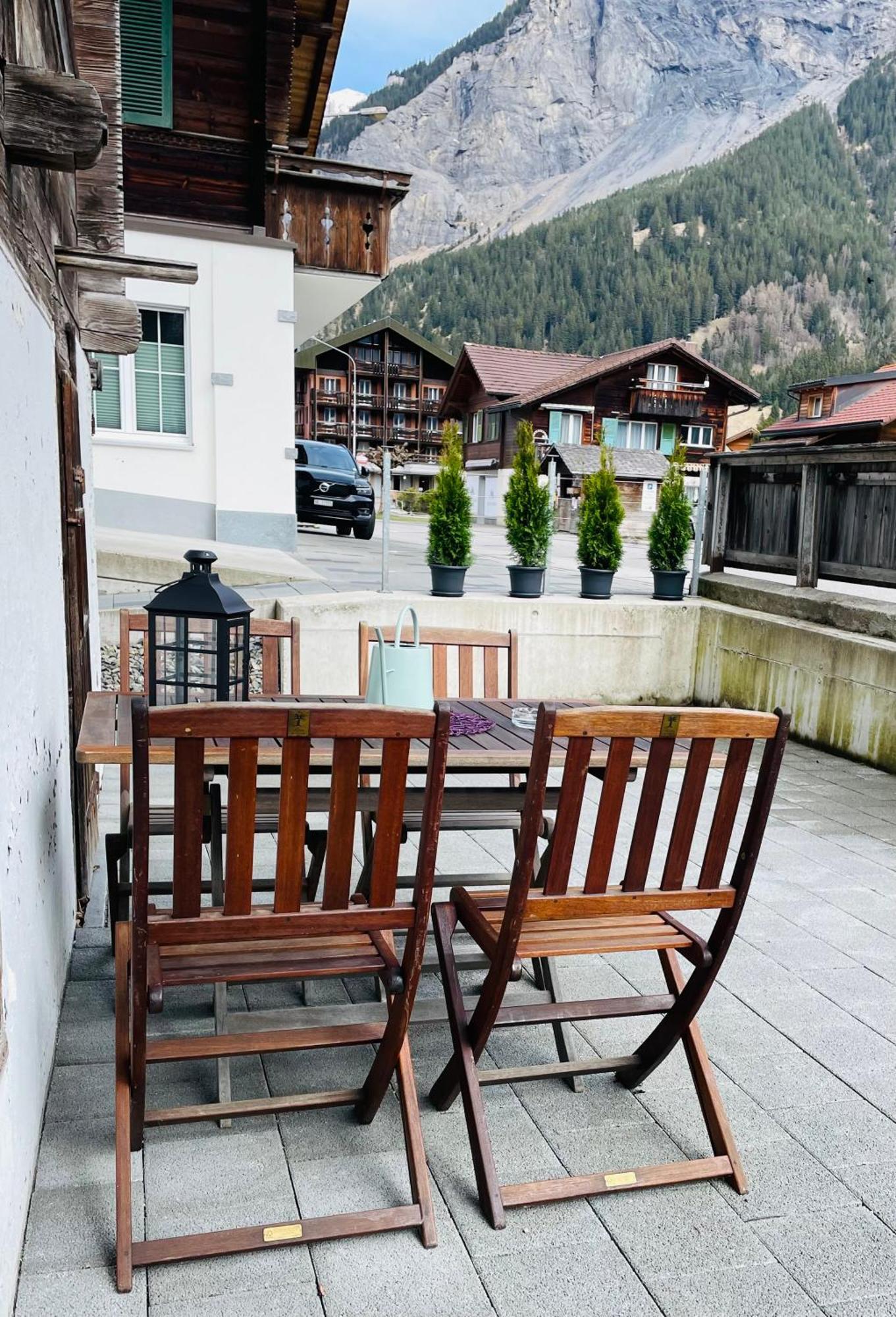 Charming, Well-Equipped Alpine Apartment Kandersteg Luaran gambar