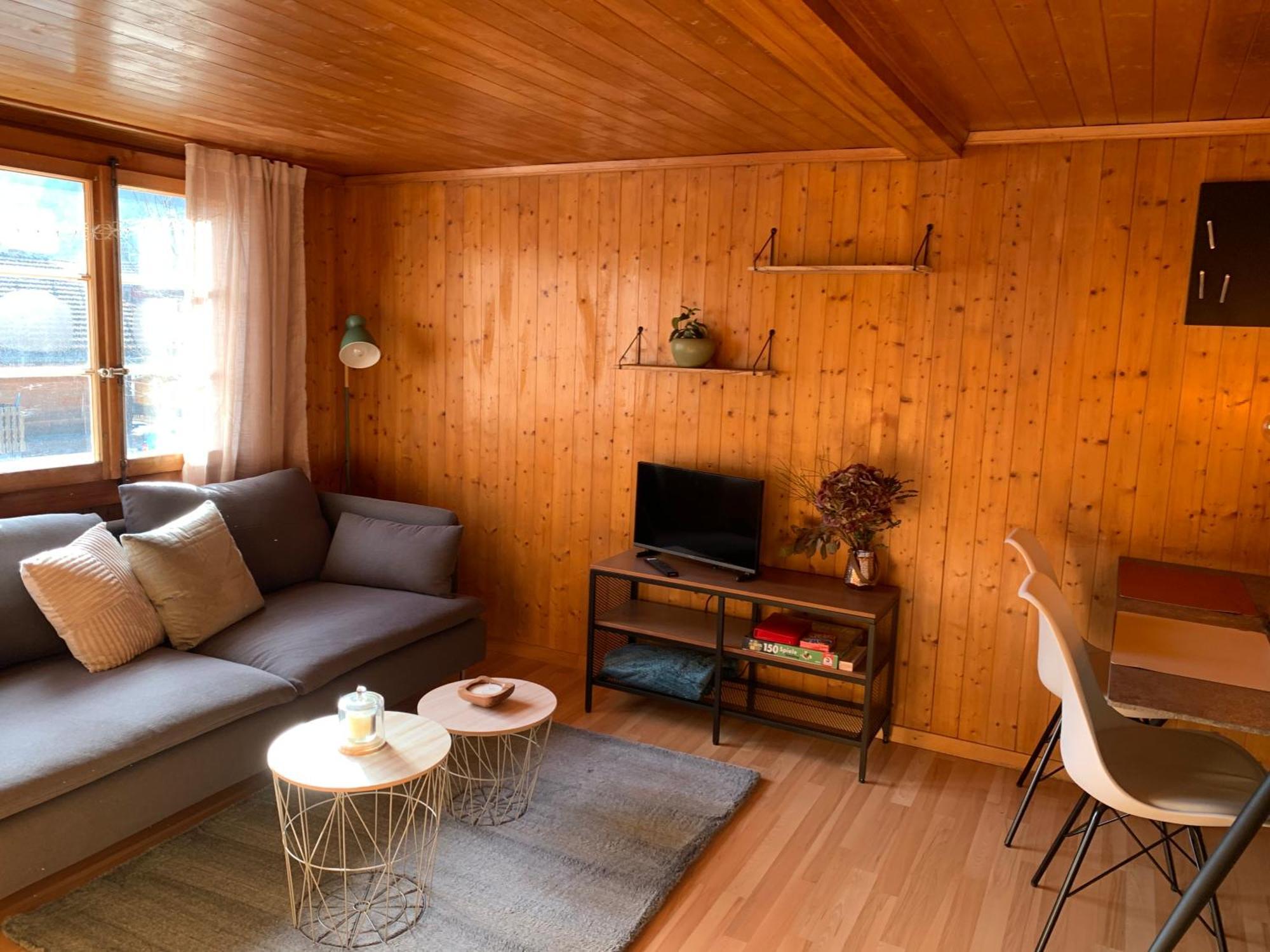 Charming, Well-Equipped Alpine Apartment Kandersteg Luaran gambar